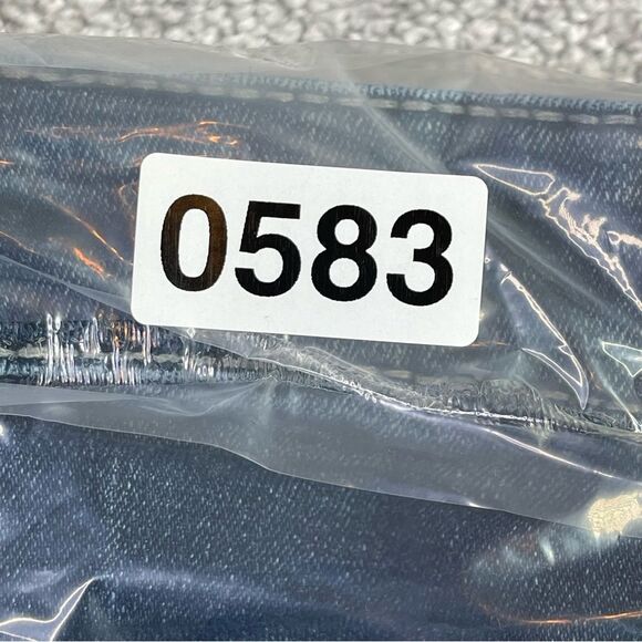 Daytrip Virgo Capri Jeans Women’s 30X24 Blue Straight Mod-Rise Dark Denim - Picture 13 of 13